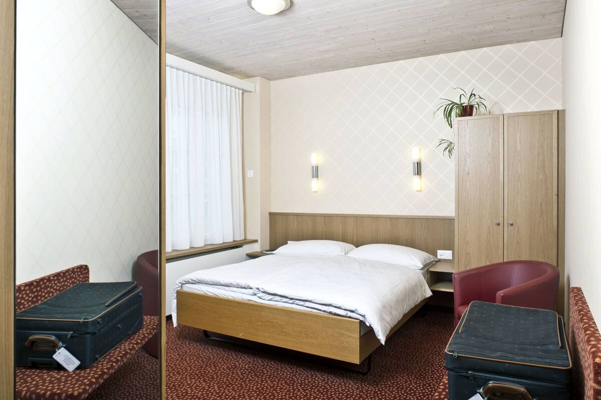 Kahden hengen comfort-huone, 1 makuuhuone | Egyptinpuuvillaiset lakanat, ylelliset vuodevaatteet