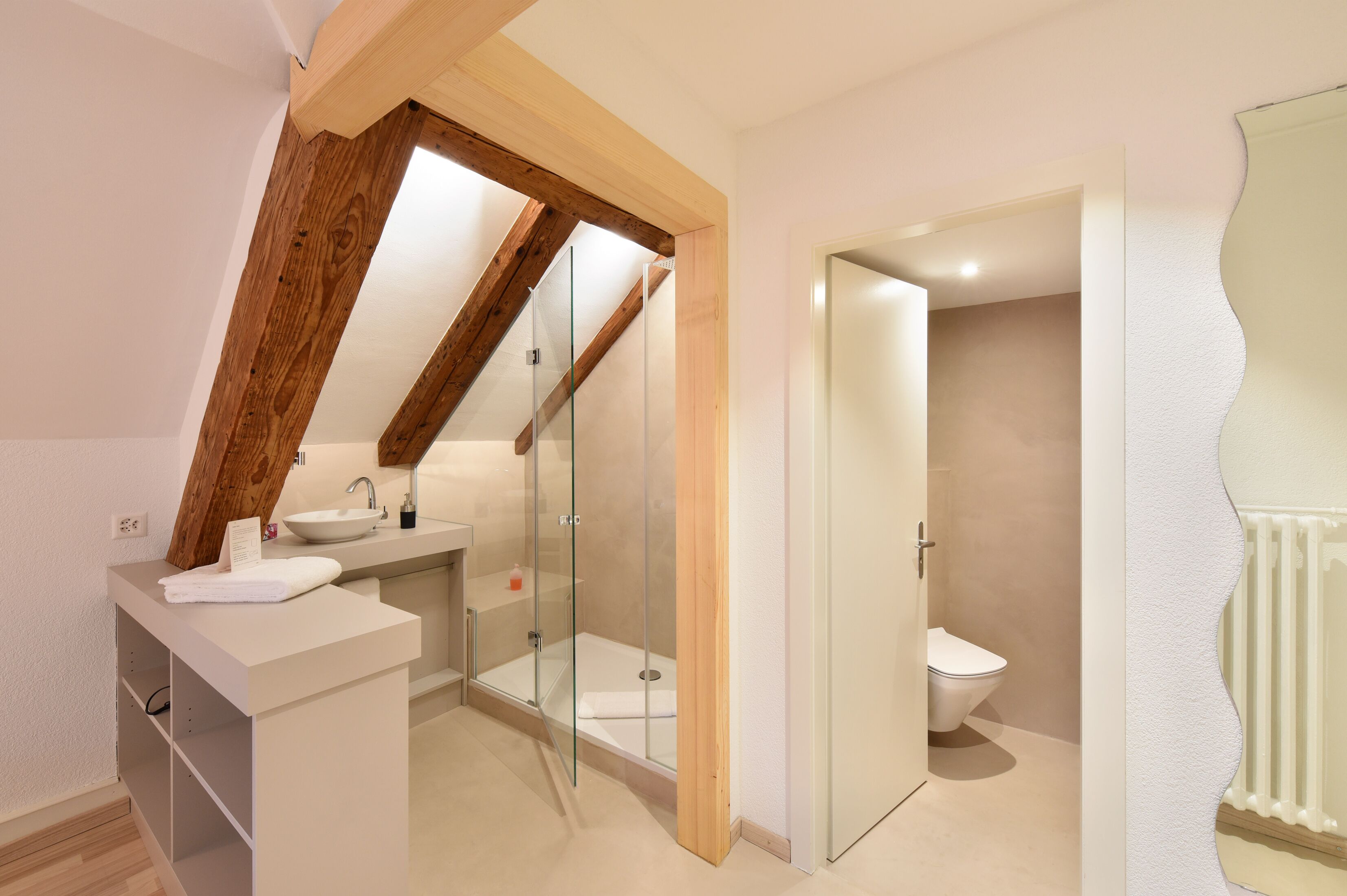 Twin Room | Bathroom