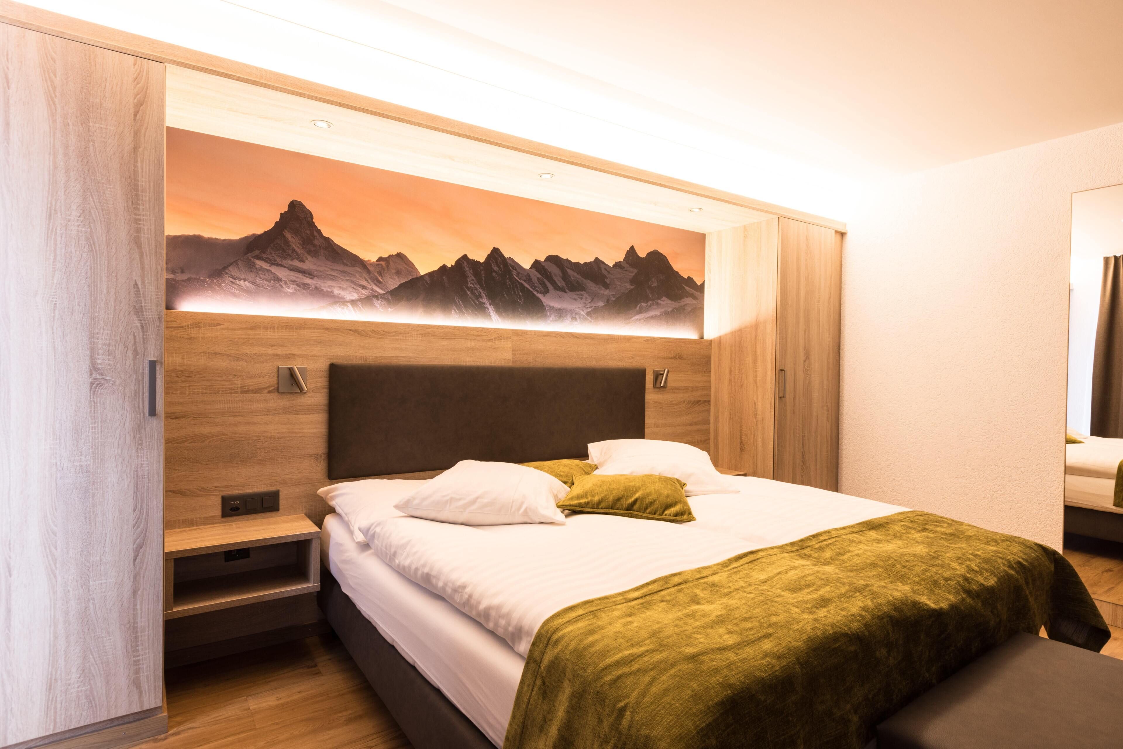 Quadruple Room, Mountain View