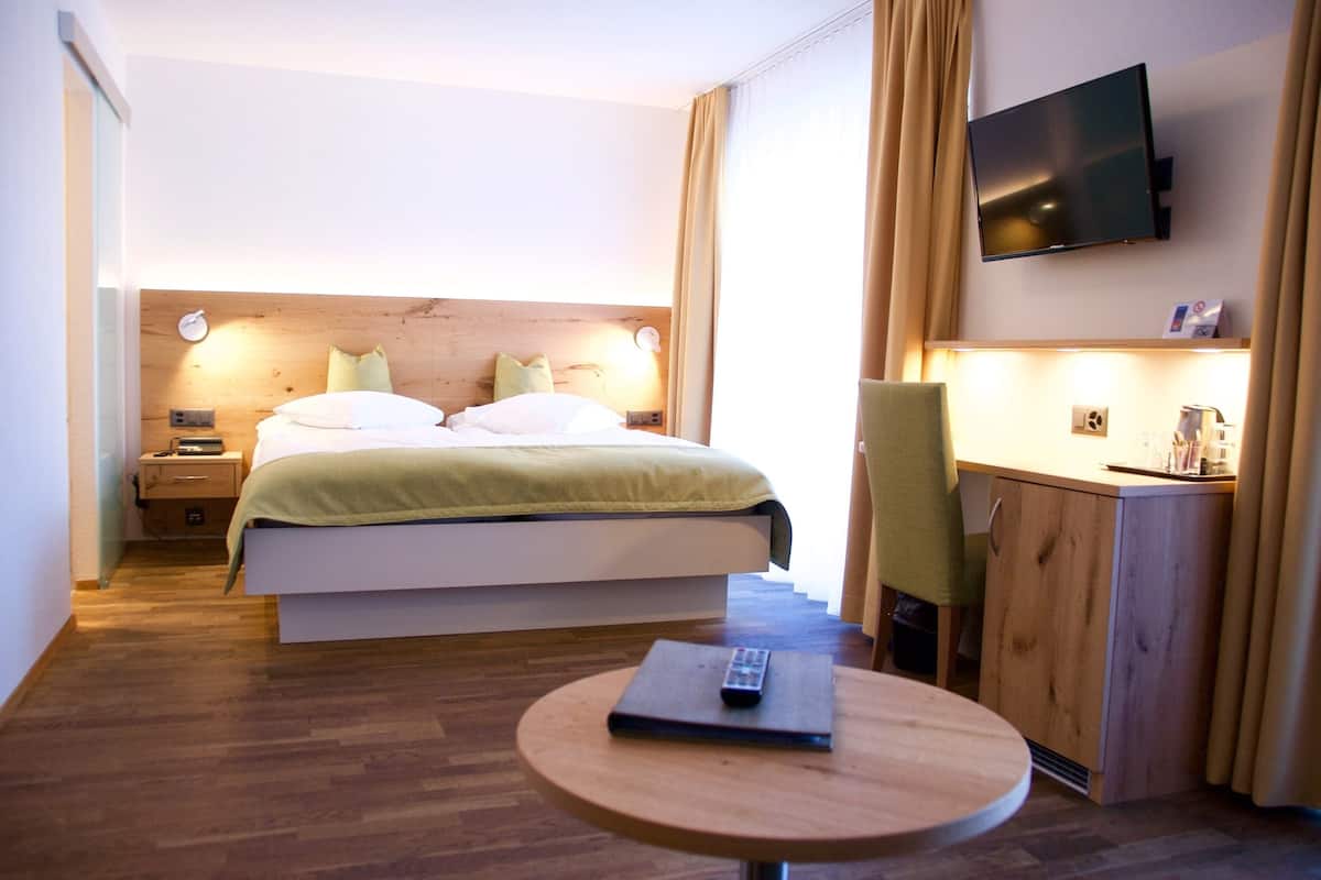 Coffres-forts dans les chambres, chambres insonorisées, Wi-Fi gratuit