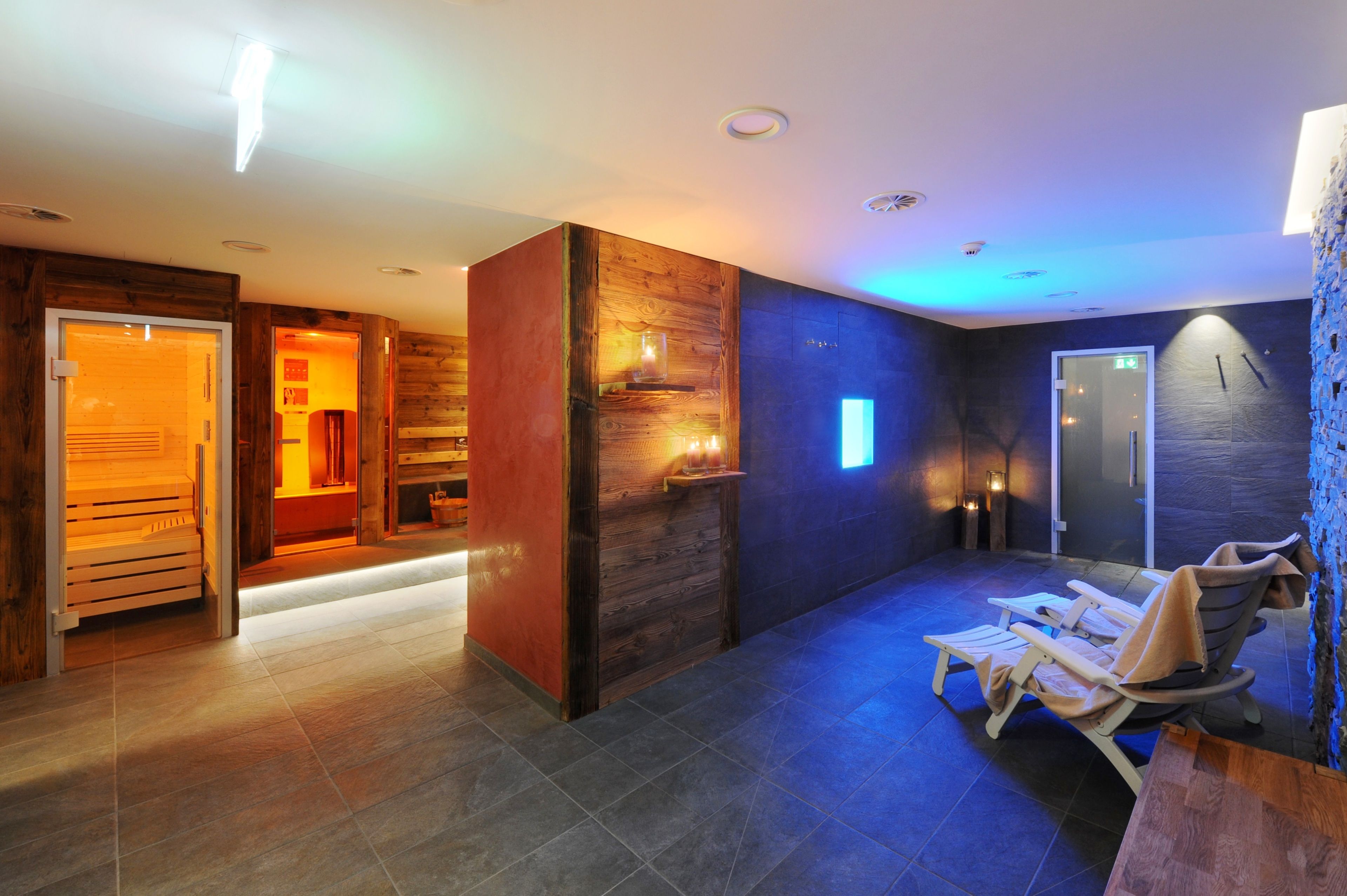sauna, steam room