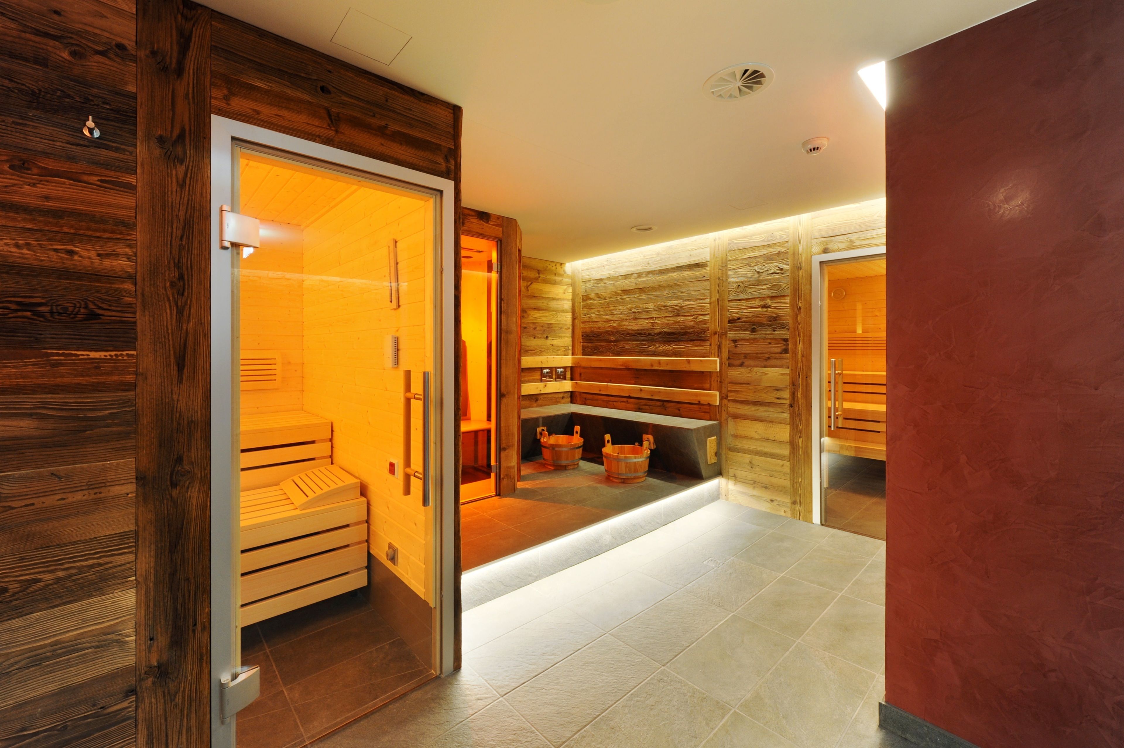 sauna, steam room