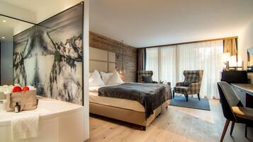 Superior-Doppelzimmer, 1 King-Bett | Wohnbereich