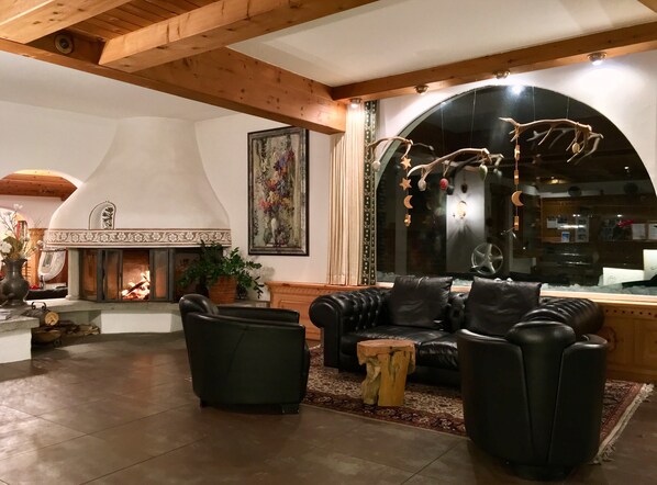 Sala de estar en el lobby