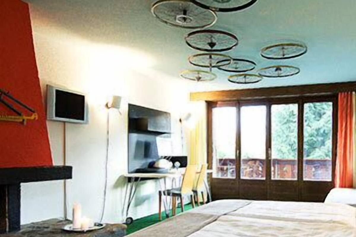 Double Room (North)