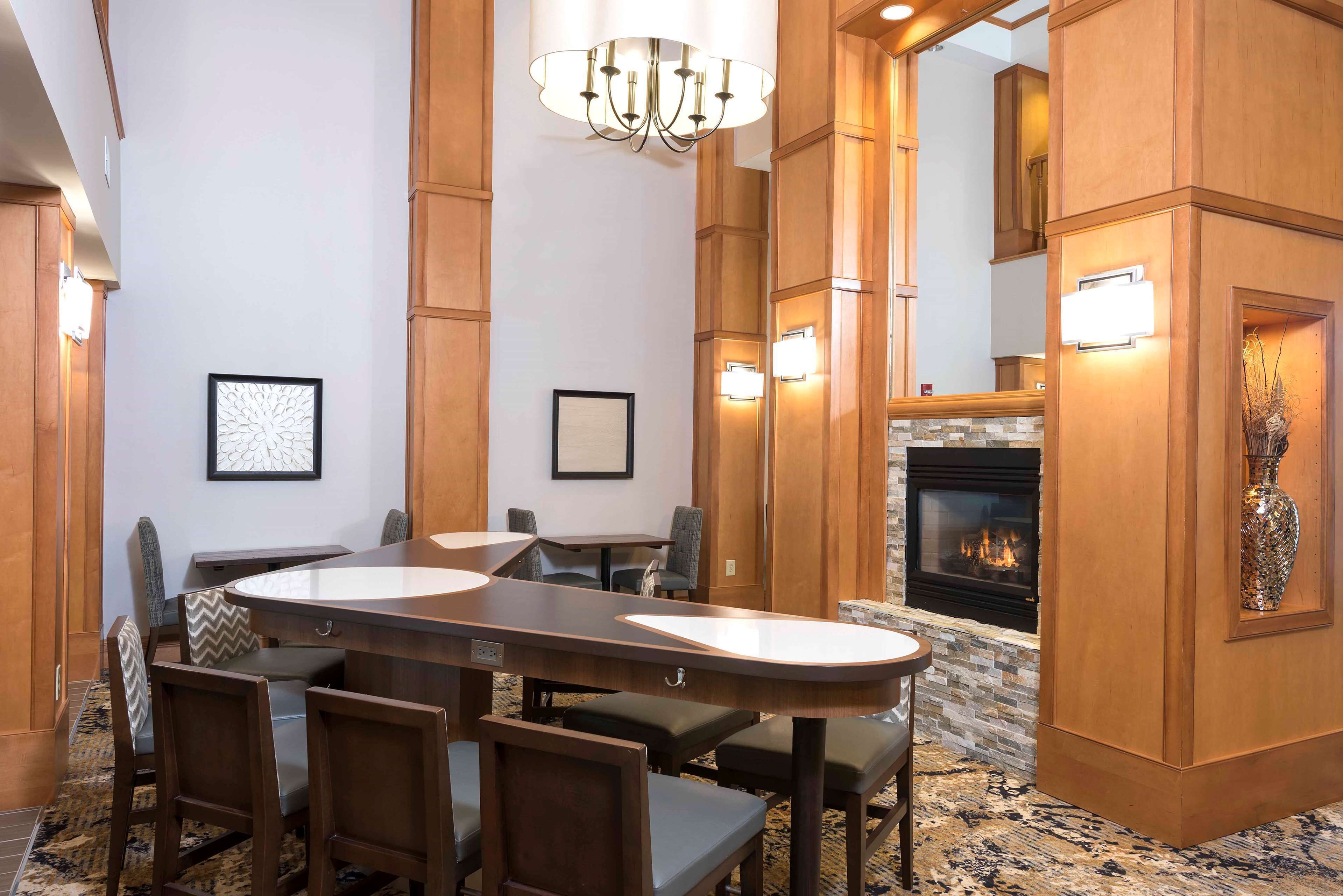 free daily full breakfast