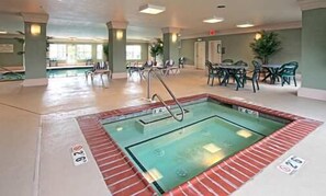 Indoor spa tub