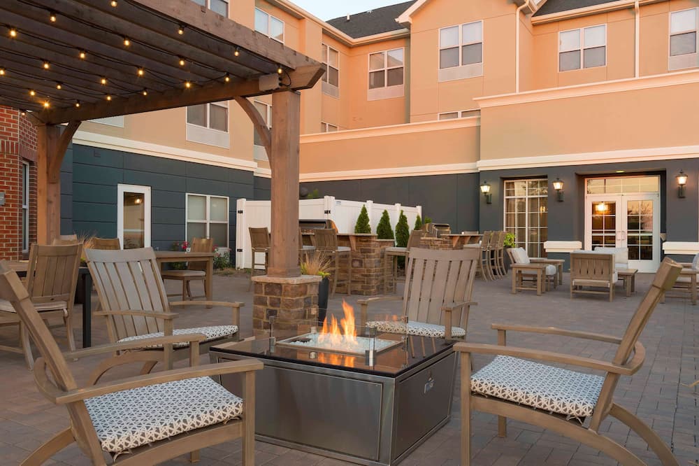 Homewood Suites by Hilton Indianapolis-Airport/Plainfield
