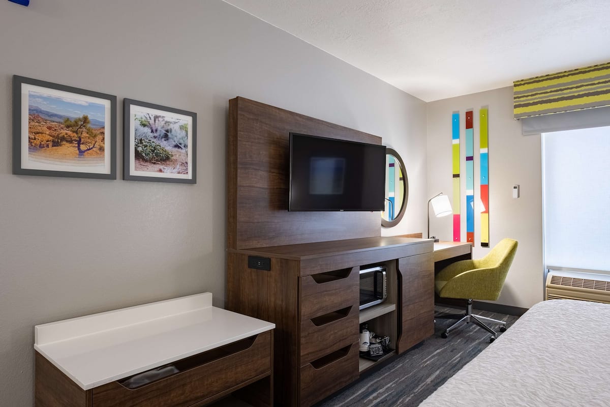 Room, 1 King Bed, Accessible, Non Smoking | Down duvets, desk, blackout curtains, iron/ironing board