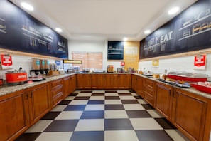 Free daily continental breakfast