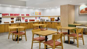 Desayuno buffet incluido todos los días