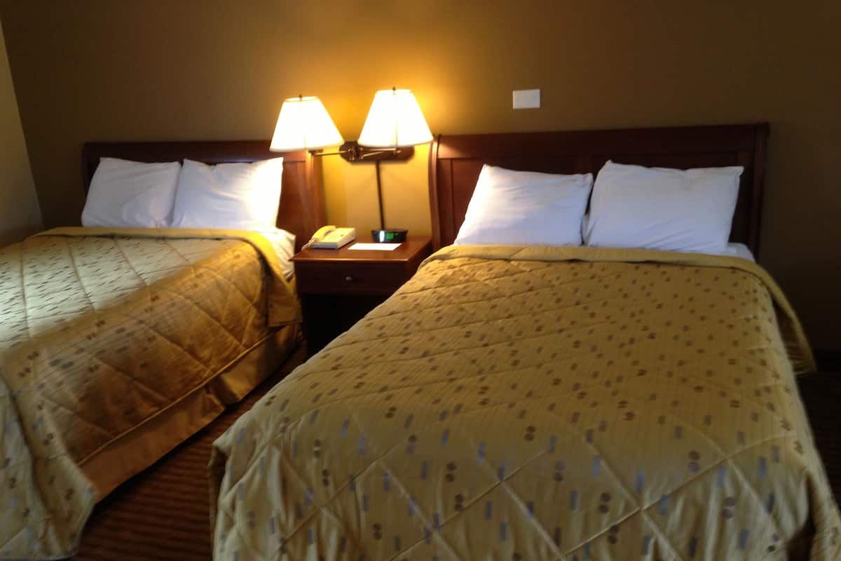 Desk, blackout drapes, WiFi (free), bed sheets