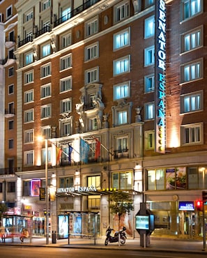Front of property - evening/night