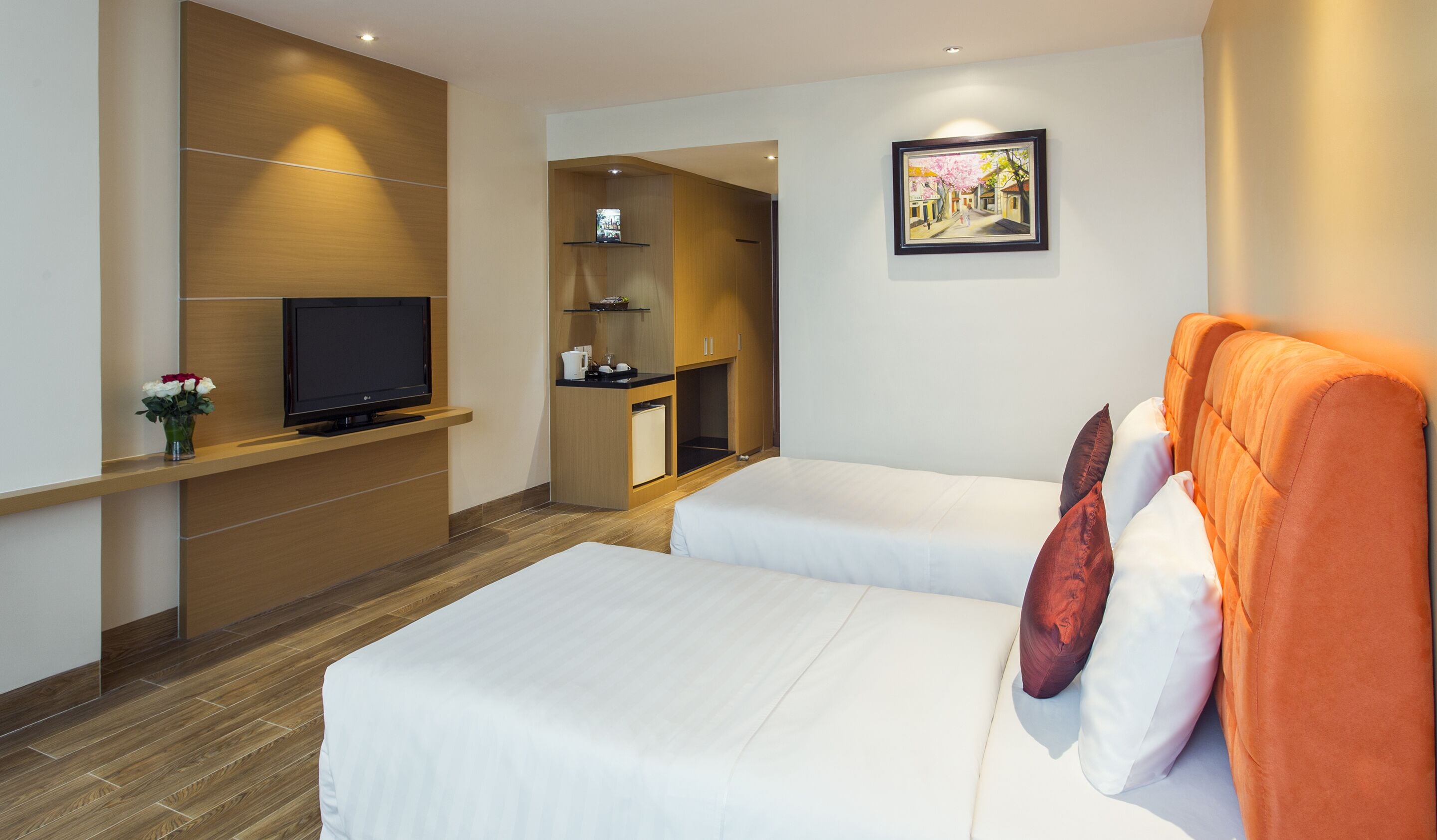 Minibar, in-room safe, desk, soundproofing