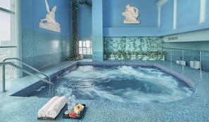 Salle de soins pour les couples, sauna, spa, bain de vapeur