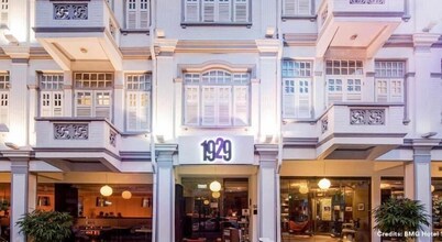 A Hotel Chinatown