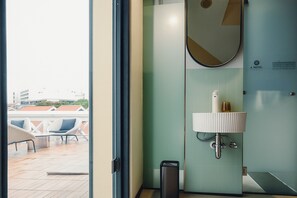 Suíte estúdio família, vista para a cidade, na torre (Executive, Window) | Terraço/pátio