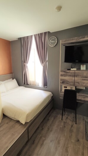 1 bedroom, free minibar, free WiFi, bed sheets