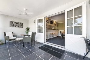 Local cuisine - Alara Motor Inn (West Mackay)