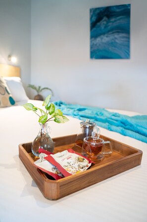 King room (Non Pet) | 1 bedroom, iron/ironing board, free WiFi, bed sheets - Alara Motor Inn (West Mackay)
