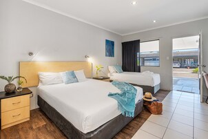 1 dormitorio, tabla de planchar con plancha, wifi gratis y ropa de cama