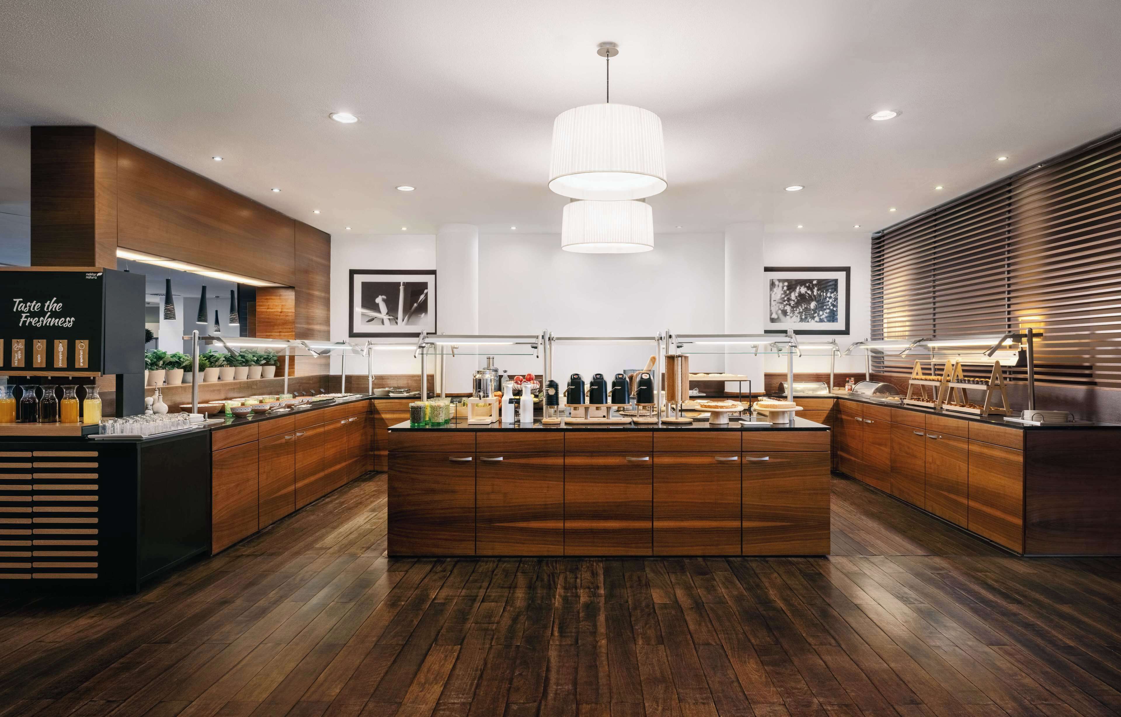 每日供应自助式早餐（需付费）