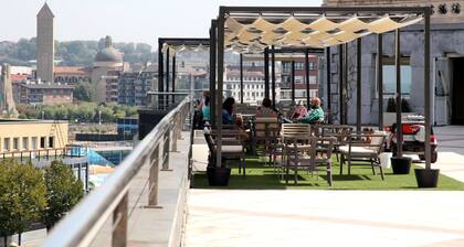 URH Palacio de Oriol Hotel