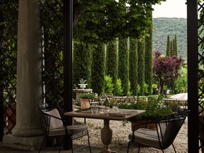 Breakfast, lunch and dinner served - Villa di Piazzano - Small Luxury Hotel of the World (Cortona)