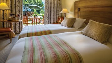 Deluxe Room, Terrace | 1 bedroom, hypo-allergenic bedding, down duvets, free minibar