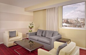 Premium bedding, in-room safe, desk, soundproofing