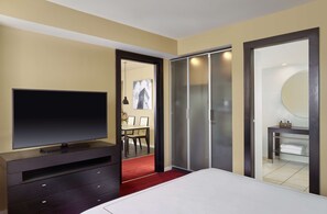 Superior Room, 1 Double Bed | Premium bedding, in-room safe, desk, soundproofing