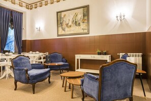 Interior entrance - Costa do Sol Residencial (Porto)