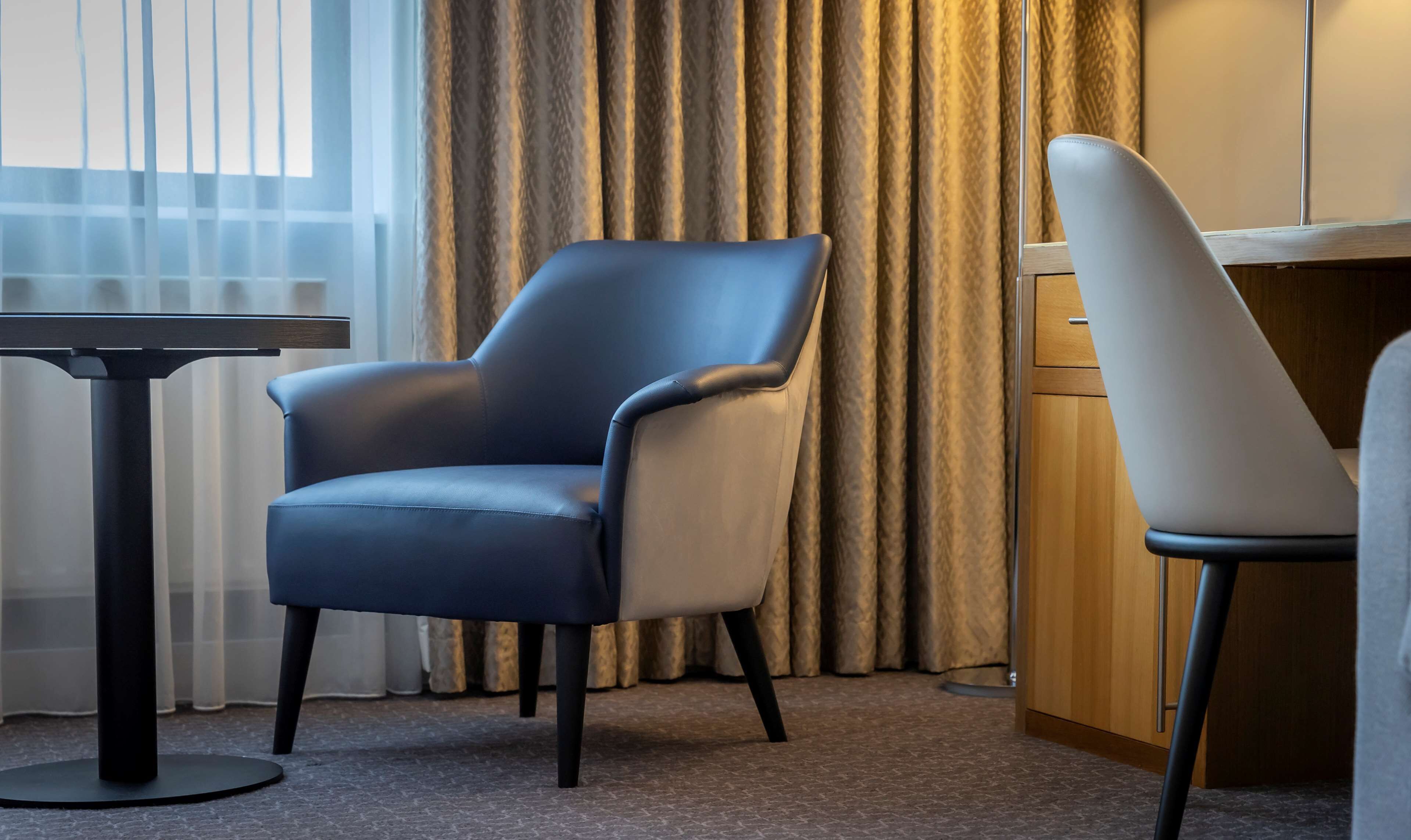 standard room (family) | hypo-allergenic bedding, in-room safe, individually decorated