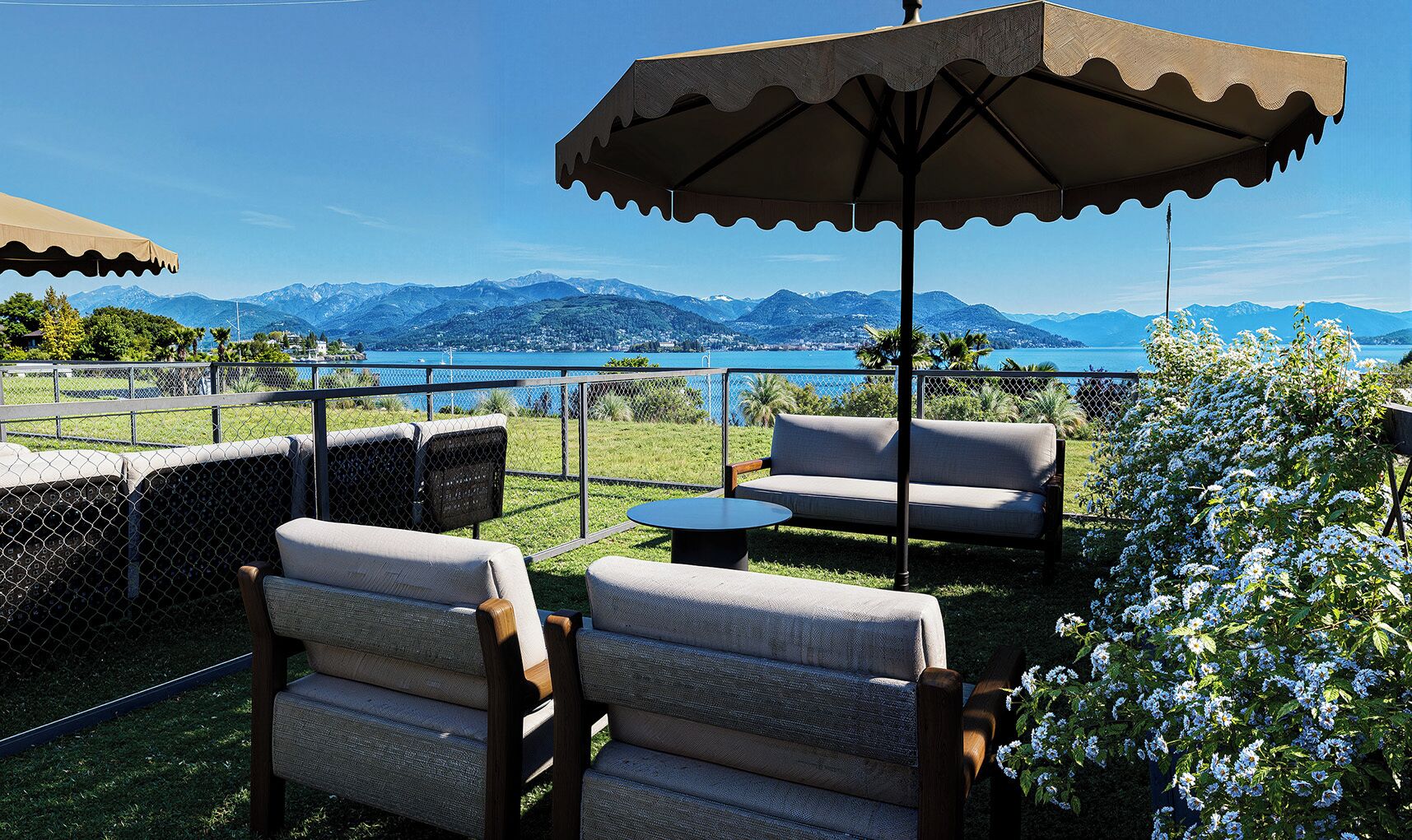 Family 4 DELUXE, vista sul lago, con piscina in terrazza | Terrasse/patio