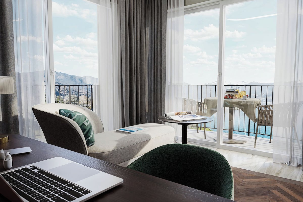 senior suite, lake view | 1 bedroom, in-room safe, individually furnished, free wifi