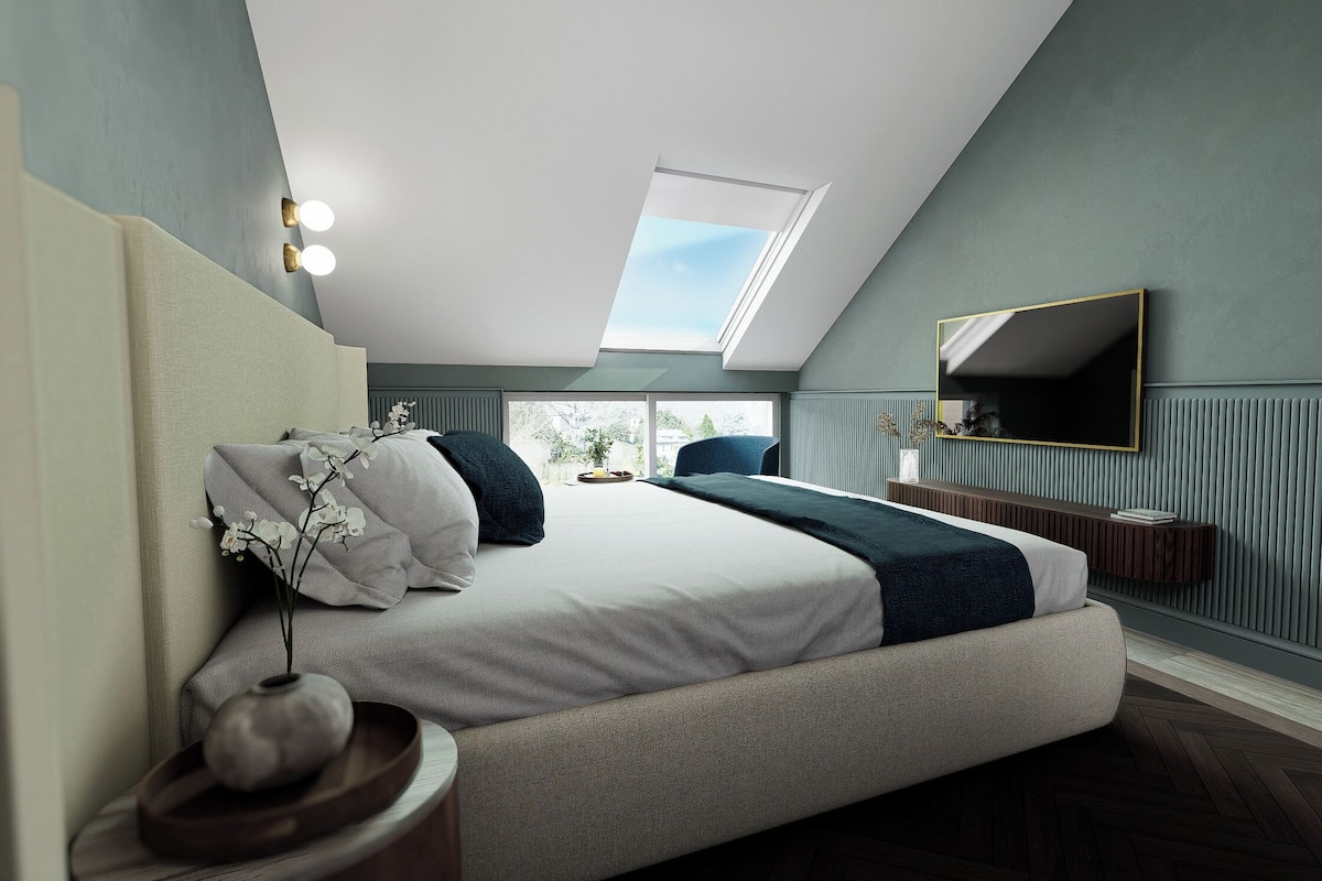 Junior Suite DUPLEX, con scala interna, e vista sulla piscina e sul lago | Safe på rommet, wi-fi (inkludert), individuelt innredet og sengetøy