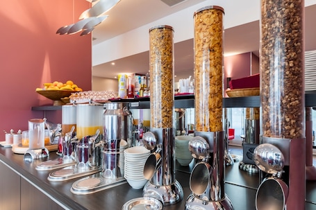 Buffet. Hotel Les Nations