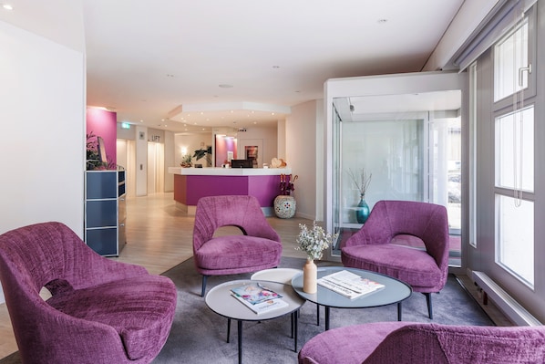 Reception - Sorell Hotel Sonnental Dübendorf (Duebendorf)