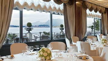 Petit déjeuner continental (29 EUR par personne)