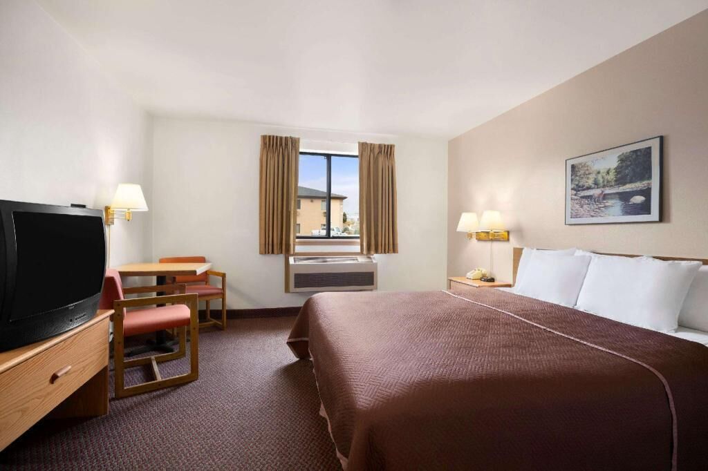 In-room safe, iron/ironing board, free cots/infant beds, free WiFi