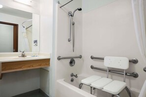 Room, 1 King Bed, Accessible, Non Smoking | Bathroom