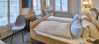 Hotel Bären - The Bear Inn