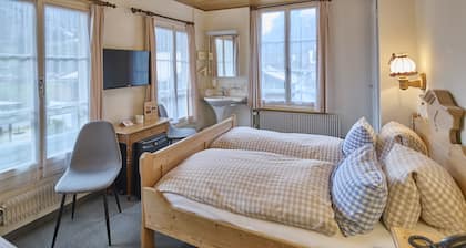 Hotel Bären - The Bear Inn