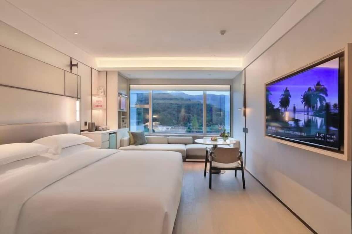 Hochwertige Bettwaren, Betten mit Memory-Foam-Matratzen, Minibar