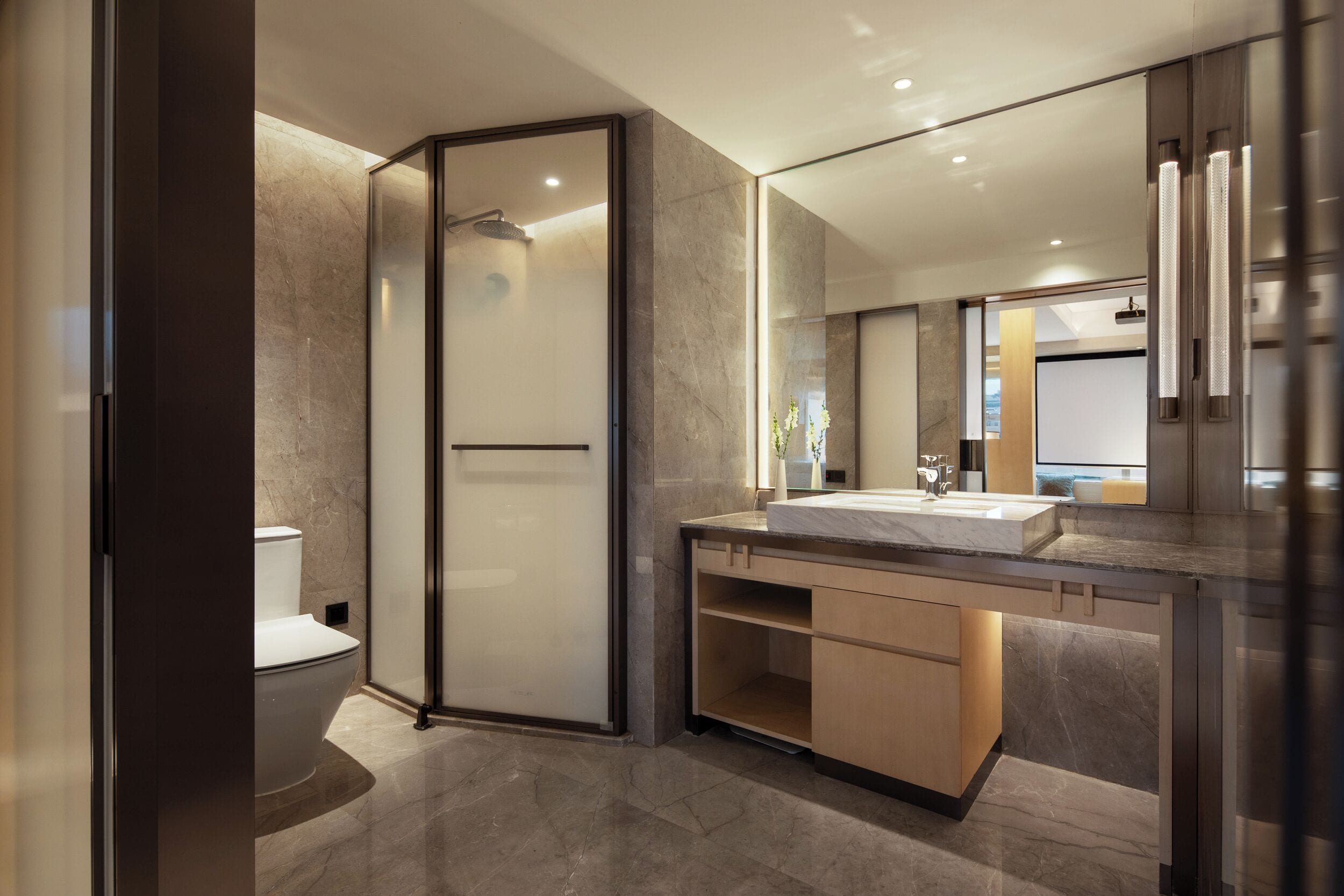 Habitación de lujo | Ropa de cama de alta calidad, colchones viscoelásticos, minibar