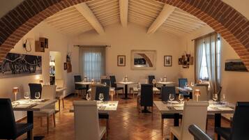 Ze serveren er ontbijt, lunch, diner en brunch