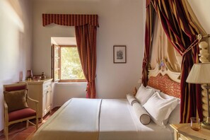 Deluxe-Doppelzimmer | Minibar, Zimmersafe, Schreibtisch, kostenloses WLAN