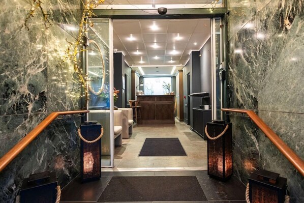 Lobby - Hotel Maritime (Copenhagen)