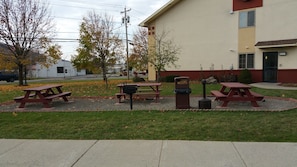 BBQ/picnic area