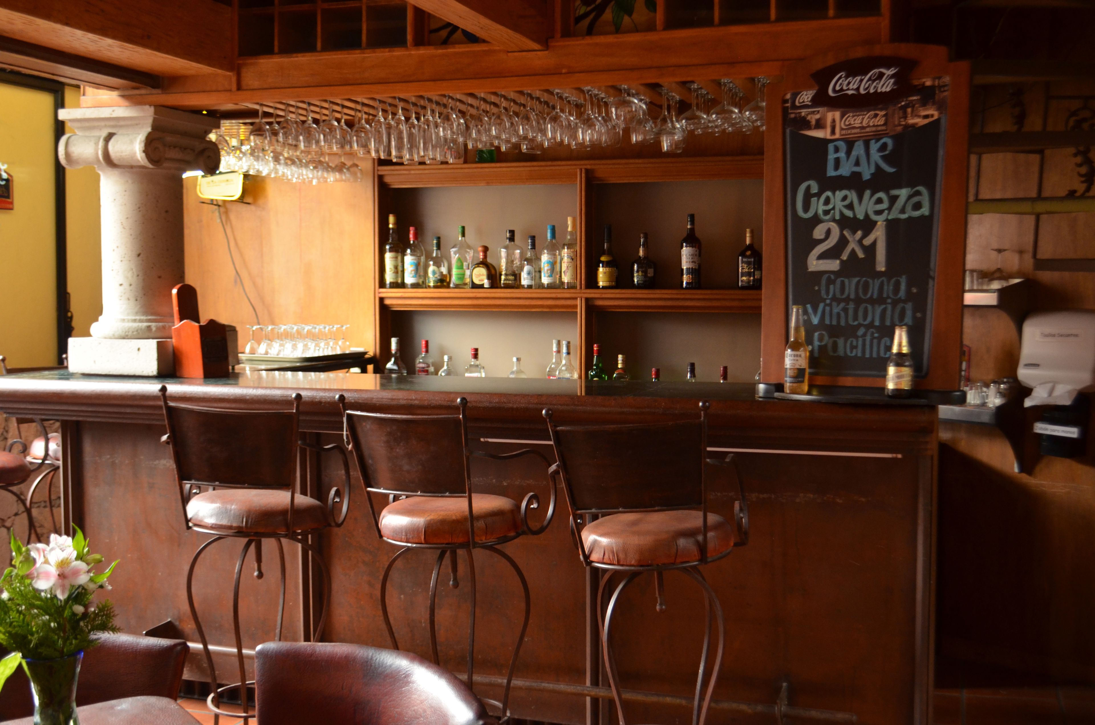 Bar (en la propiedad)
